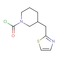 Chemical structure of 3-[(1,3-thiazol-2-yl)methyl]piperidine-1-carbonyl chloride - CSSB14968818944