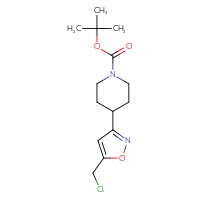 Chemical structure of tert-butyl 4-[5-(chloromethyl)-1,2-oxazol-3-yl]piperidine-1-carboxylate - CSSB00021121650