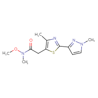 Chemical structure of N-methoxy-N-methyl-2-[4-methyl-2-(1-methyl-1H-pyrazol-3-yl)-1,3-thiazol-5-yl]acetamide - CSSB02017166191